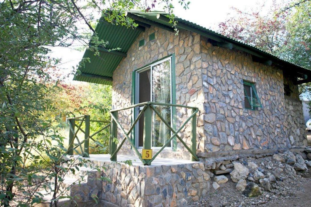 Sasa Safari Camp & Tours Villa Outjo Eksteriør bilde